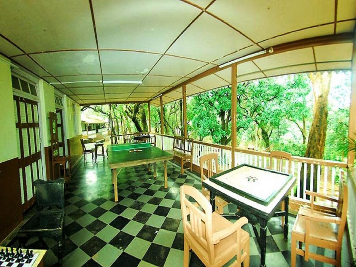Cecil Hotel มาเทรัน ภายนอก รูปภาพ