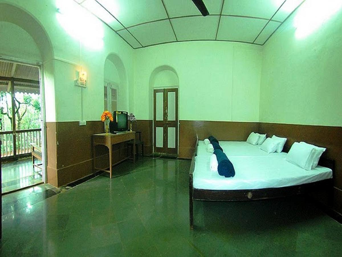 Cecil Hotel มาเทรัน ภายนอก รูปภาพ